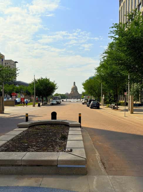 Edmonton: City Highlights Walking Tour | 3-Hour - Why this walk makes sense on your first day