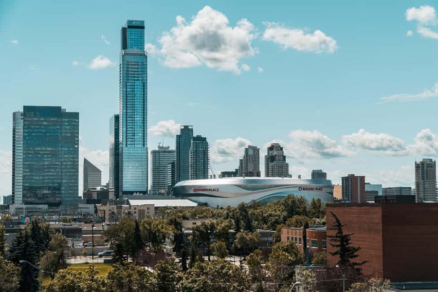 Edmonton: City Highlights Walking Tour | 3-Hour - A gratuity-based price that needs context