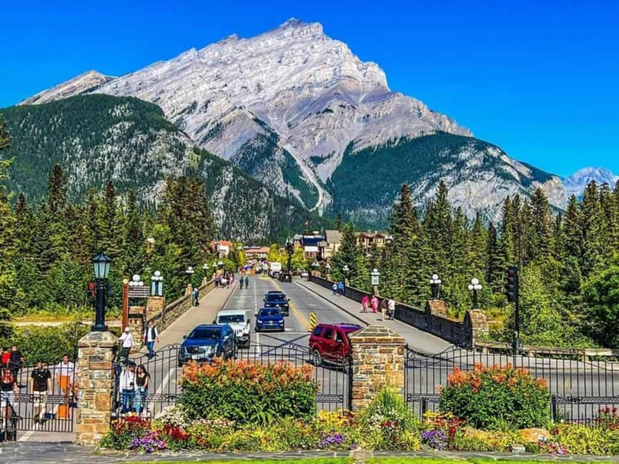 Emerald Lake, Lake Louise, Johnston Lake & Banff Gondola - Starting in Calgary, Canmore, or Banff
