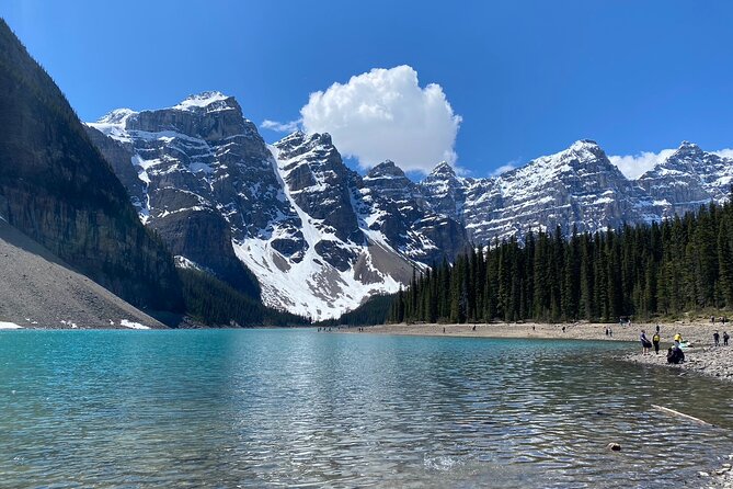 Emerald Lake Lake Louise Moraine Lake Half Day Tour - Winter changes the route completely