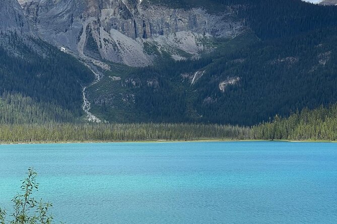 Emerald Lake Lake Louise Moraine Lake Half Day Tour - The guides can make the difference
