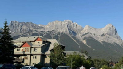 Emerald Lake, Moraine, Louise, Johnston Canyon & Banff Town