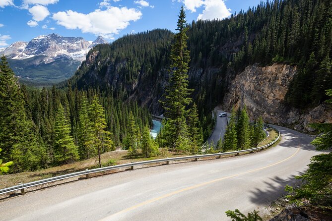 Emerald Lake, Takakkaw Falls, Lake Louise with Banff Explorer - The private vehicle and guide experience