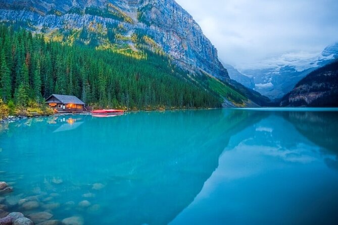 Experience Golden Hour at Moraine and Lake Louise - Why the 6:00 pm start changes the experience