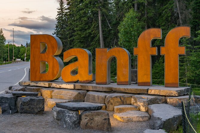 Explore Banff + Wildlife - Surprise Corner and the first look at Banff