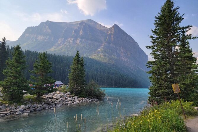 Explore Moraine Lake, Banff, Lake Louise & Minnewanka - Price, pickup, and the day’s practical details