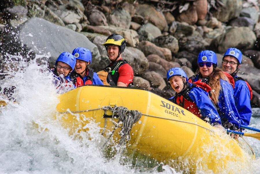 Family-Friendly Cheakamus Splash - Why this gentle rafting trip works for families