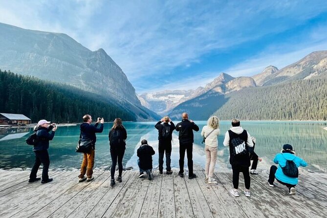 Famous Moraine Lake and Lake Louise Shared Shuttle Tour - Moraine Lake and the Valley of the Ten Peaks