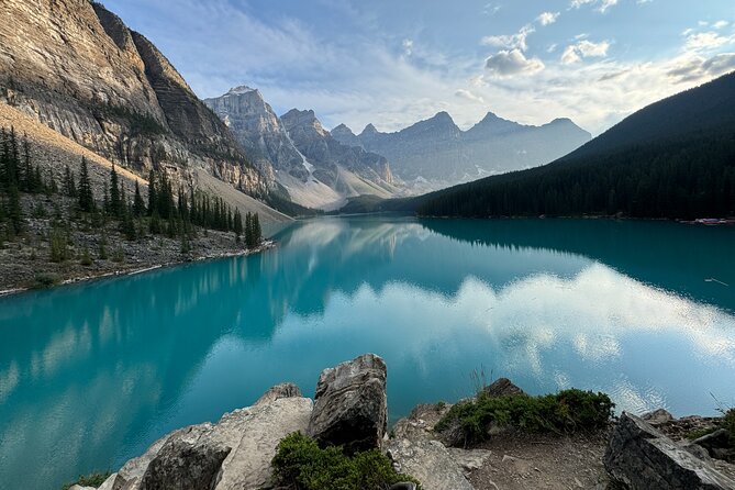 From Banff: Affordable Moraine Lake and Lake Louise Shuttle Bus - What the ride is really like
