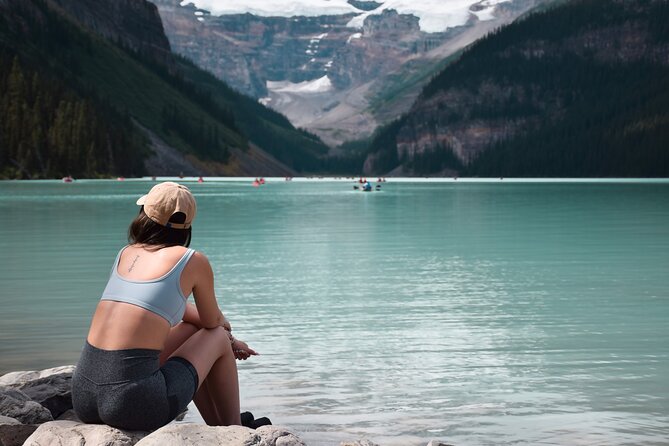 From Banff: Affordable Moraine Lake and Lake Louise Shuttle Bus - The timing: efficient, but not leisurely