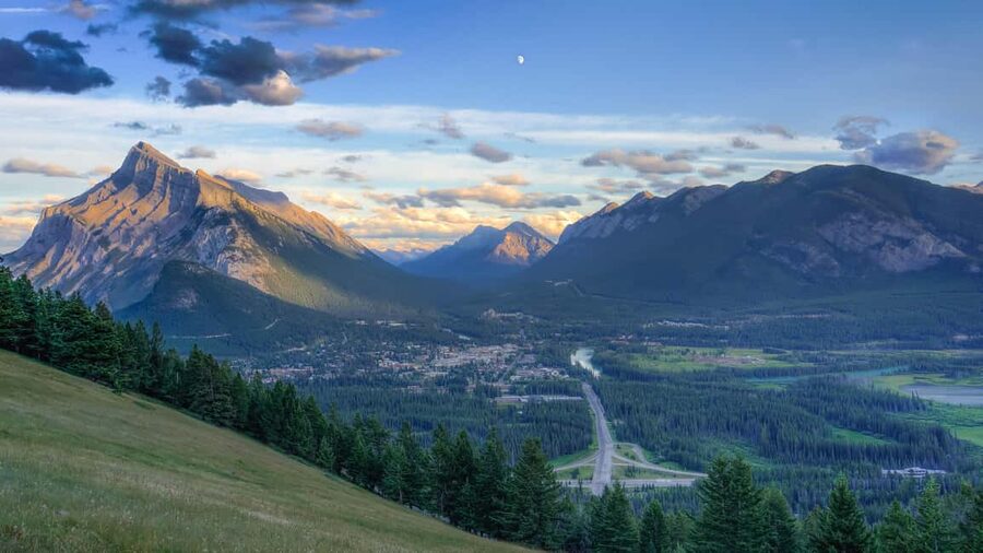 From Banff: Banff Wildlife & Scenic Highlights Premium Tour - Banff National Park at dusk