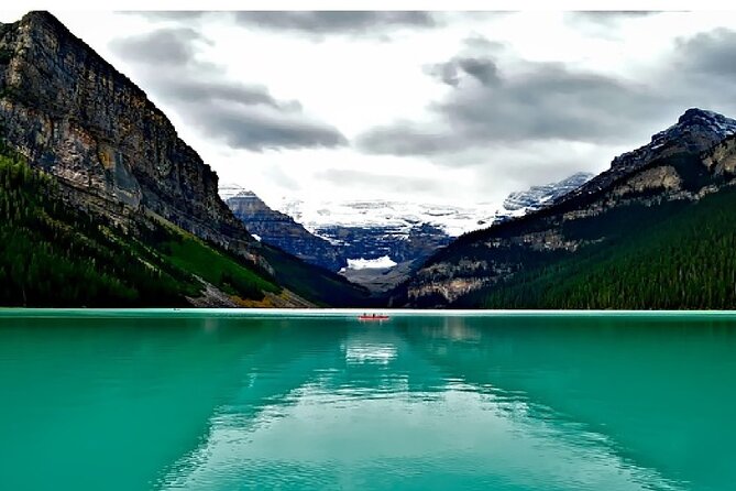 From Banff/Canmore: Trip to Moraine Lake and Lake Louise - Why this shuttle matters in Banff