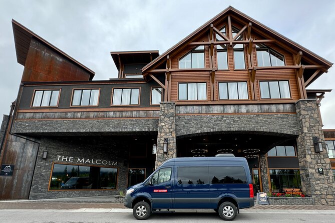 From Banff: Hassle-free Private Transfer to Calgary YYC Airport - Leaving Banff before sunrise