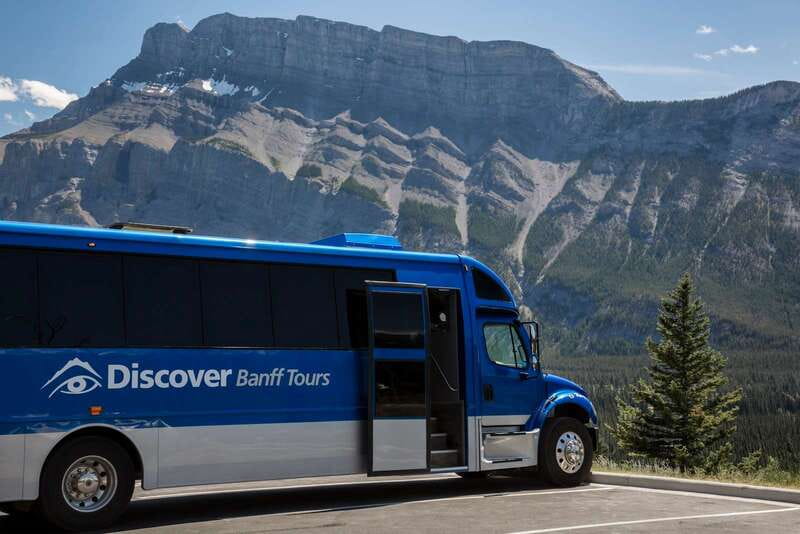 From Banff: Lake Louise and Moraine Lake Sightseeing Tour - Key points to know before you book