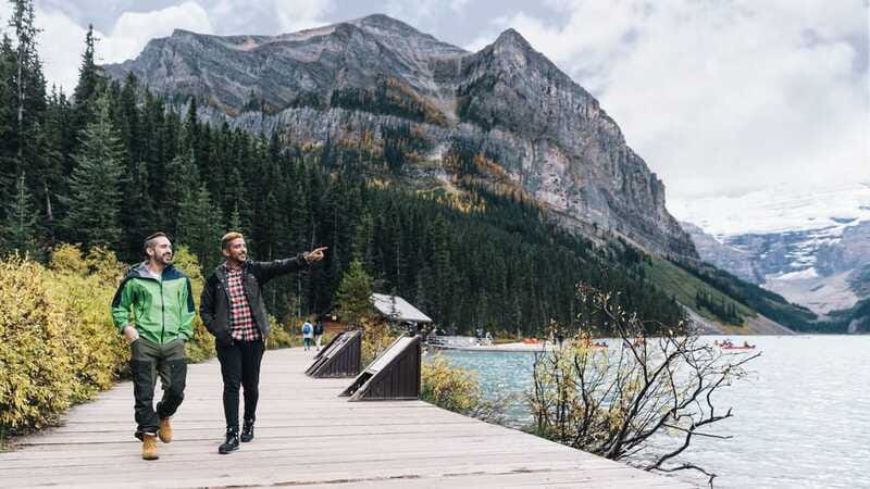 From Banff: Louise & Moraine Lake Guided Hiking Day Trip - The 6-kilometer walk to Consolation Lakes