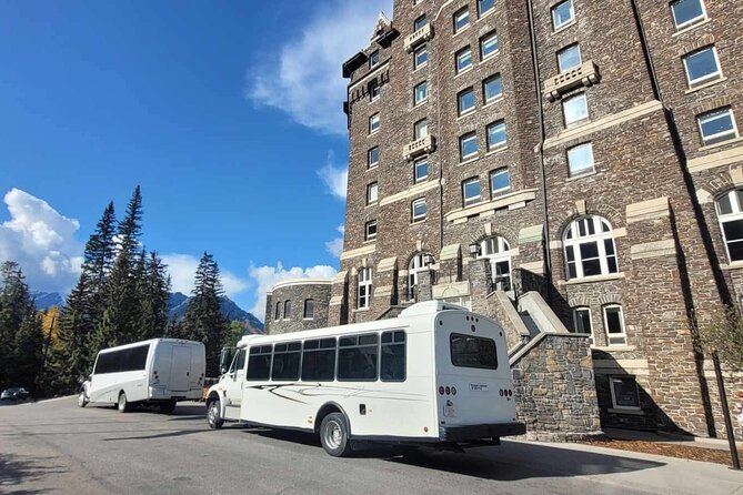From Banff: Moraine Lake and Lake Louise Half Day Tour - Moraine Lake: the stronger photo stop