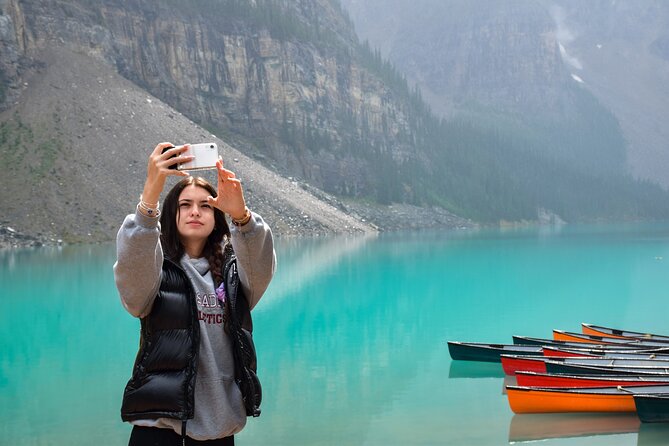 From Banff: Shuttle Service to Moraine Lake & Lake Louise - The value of skipping private transport