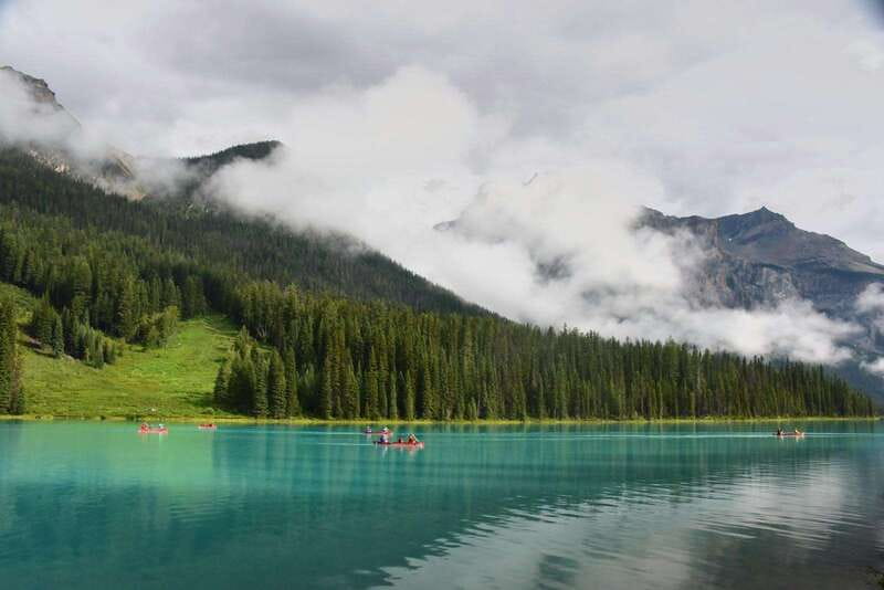 From Calgary: Banff, Moraine Lake and Lake Louise Tour - The long ride from Calgary into the Rockies