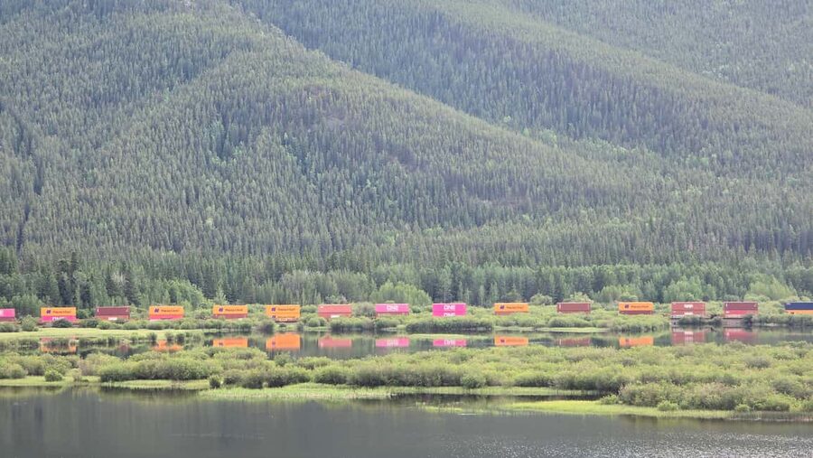 From Calgary/Banff: Moraine Lake & Lake Louise Half-Day Tour - Starting from Calgary, Canmore, or Banff