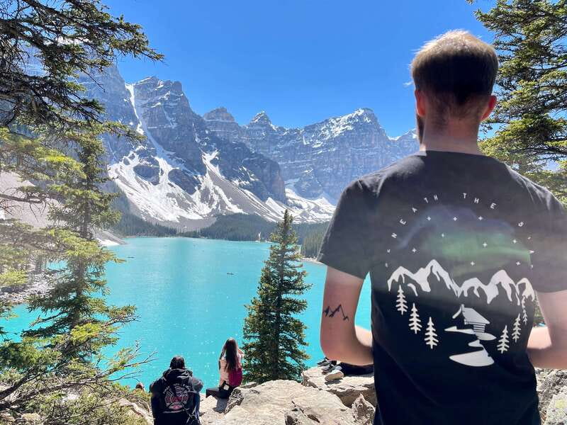 From Calgary: Banff & Yoho National Parks Private Day Tour - Emerald Lake in Yoho National Park