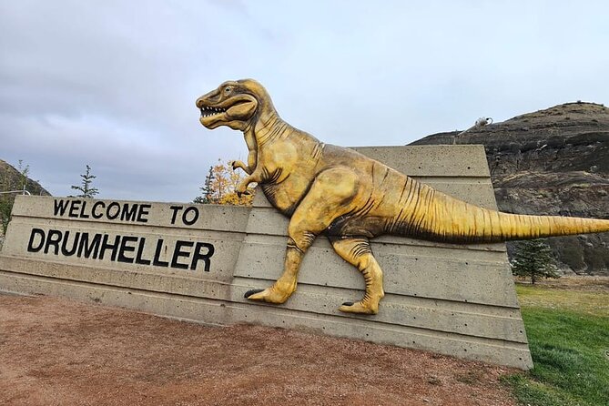 From Calgary: Drumheller Badlands Private Tour (Small Group) - Key points to know before booking