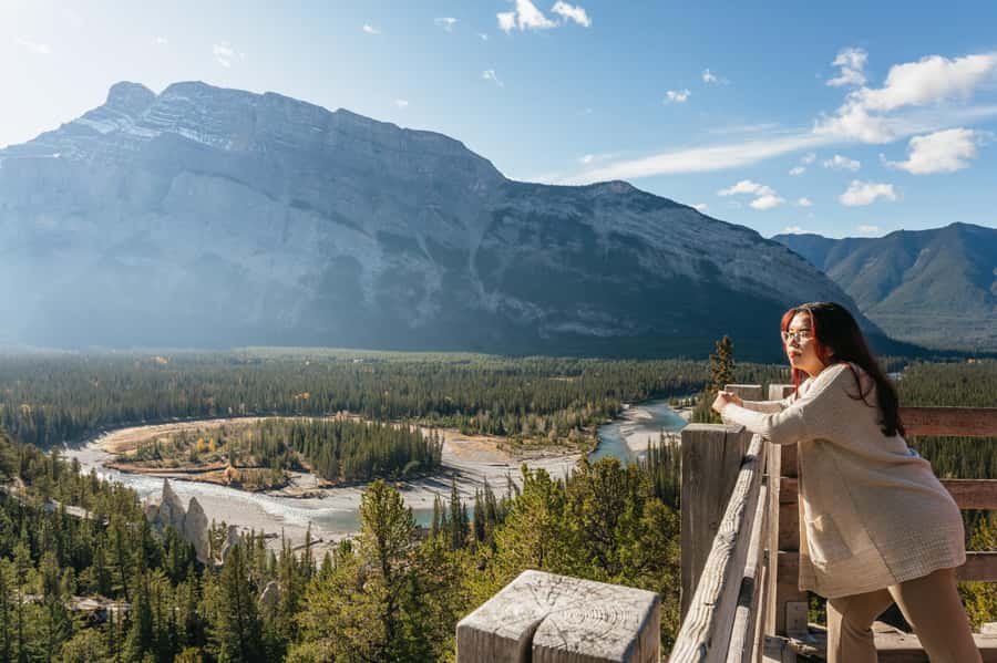 From Calgary: Private Banff National Park Day Trip - Lake Louise brings the classic view