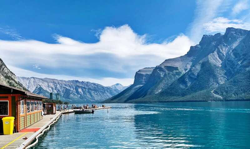 From Calgary: Private Lake Louise and Banff Day Trip - Who should book this outing
