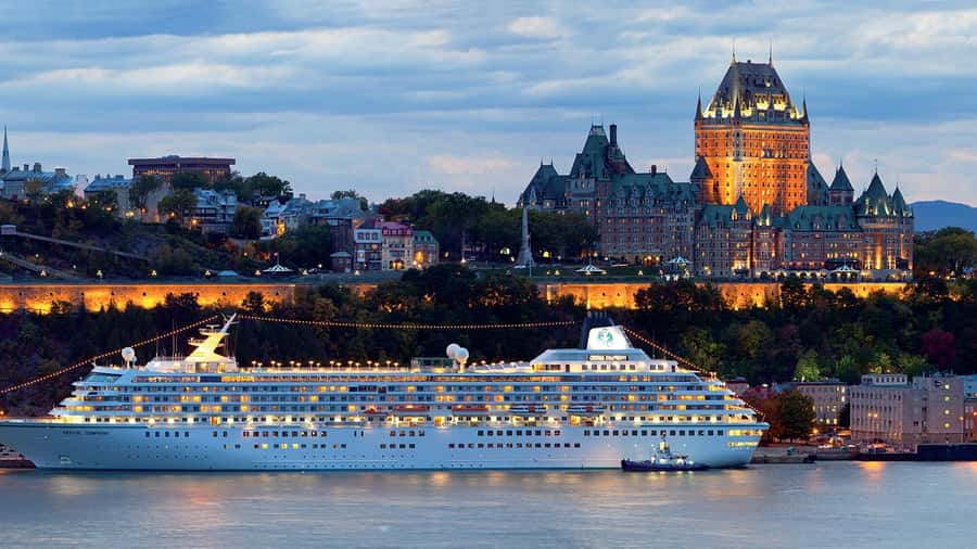 From Montreal: Full-Day Tour of Quebec City with Cruise - Entering Old Quebec on Foot