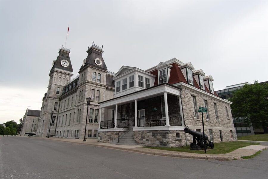 From Montreal: Kingston City Day Trip & 1000 Island Cruise - The 1000 Islands cruise from the St. Lawrence