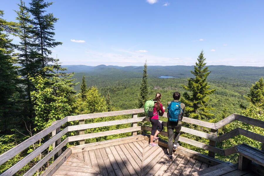 From Montreal: Mont-Tremblant National Park Hiking Day Trip - The ride north and the first park briefing