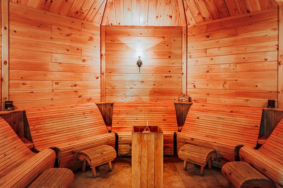 From Montreal: Natur'Eau Spa Day Trip with Admission Ticket - Key points to know before booking