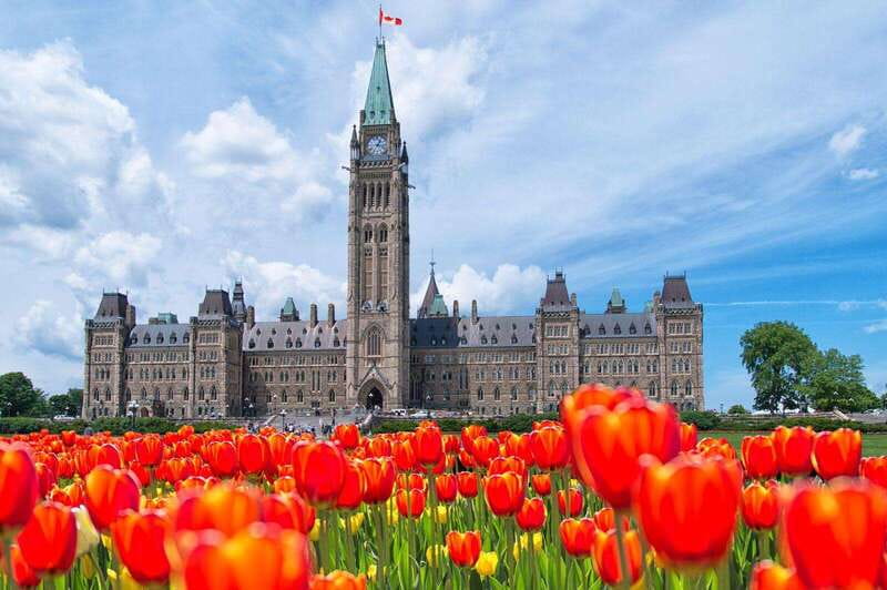 From Montreal: Private Ottawa Full Day Tour - What the private vehicle changes