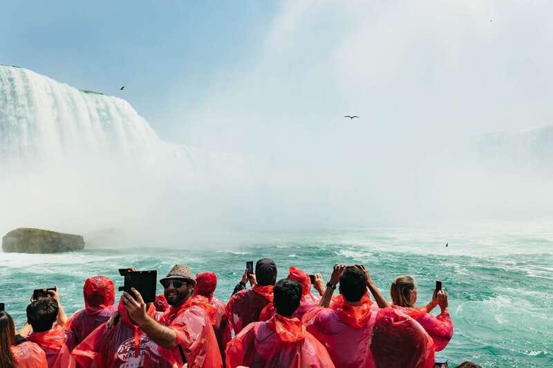 From Toronto: Niagara Falls + Winery, Cruise, & Lunch Option - Why this Toronto to Niagara Falls day trip works