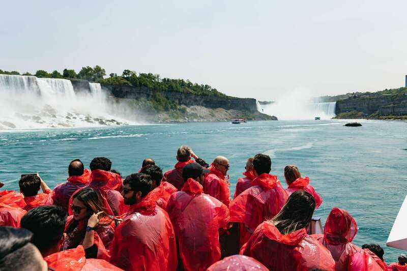 From Toronto: Niagara Falls + Winery, Cruise, & Lunch Option - The winery stop and what to expect