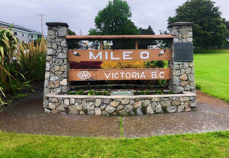 From Vancouver: Full-Day Victoria Tour with Ferry Ticket - Chinatown from the vehicle