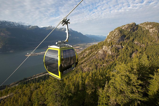 From Vancouver: Whistler & Sea to Sky Gondola with Shannon Falls - The Sea to Sky Highway makes the ride worthwhile