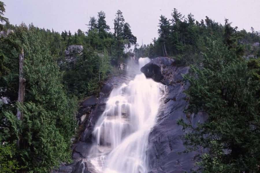 From Vancouver: Whistler Tour with Shannon Falls and Gondola - Who should book this Whistler day trip?