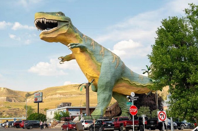 Full Day Drumheller Tour from Calgary by Coach - Horseshoe Canyon delivers the best broad view