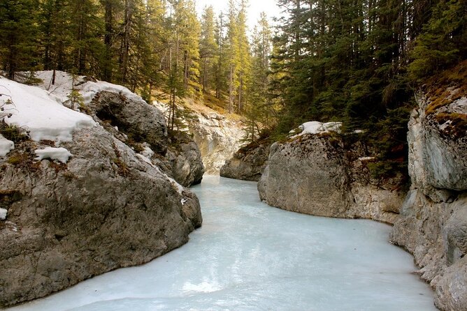 Grassi Lake and Grotto Canyon Hiking Calgary/Canmore/Banff - Pickup times, transport, and group size