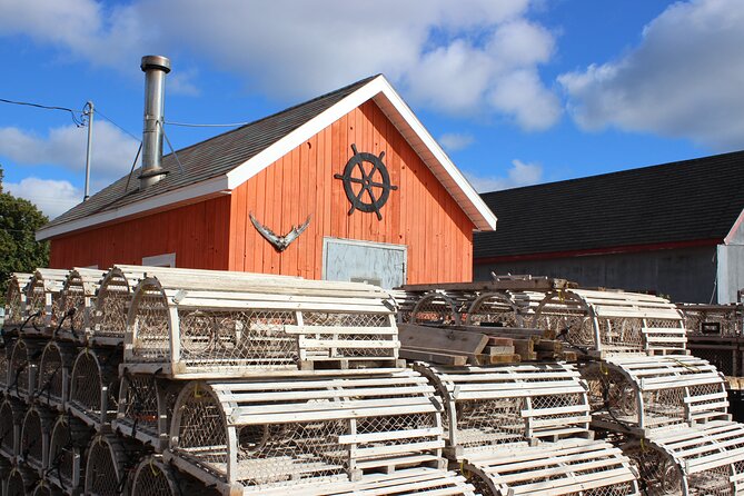 Green Gables House & Our Island Experience - Red cliffs and the Gulf of St. Lawrence
