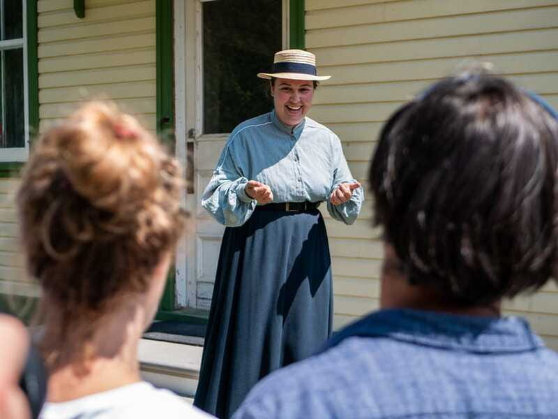 Grosse-Île: Irish Immigrant Memorial Cruise & Tour - A moving visit for family history