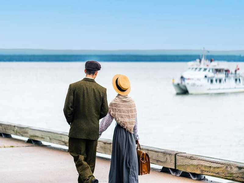 Grosse-Île: Irish Immigrant Memorial Cruise & Tour - The St. Lawrence cruise sets the scene