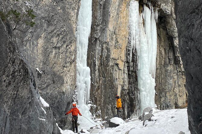 Grotto Canyon Majestic Ice Walk tour from Banff, Calgary, Canmore - Who will enjoy this winter outing