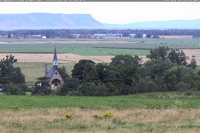 Half-Day Small-Group Tour of Annapolis Valley - Blomidon Look-Off and the chance of an eagle