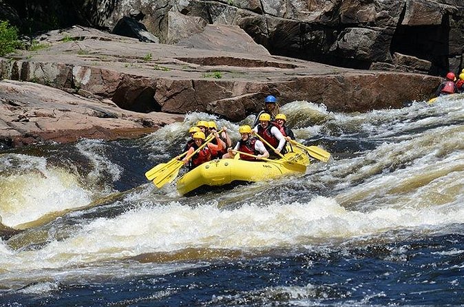 Half-Day White Water Rafting on the Rouge River - The raft size and why it matters