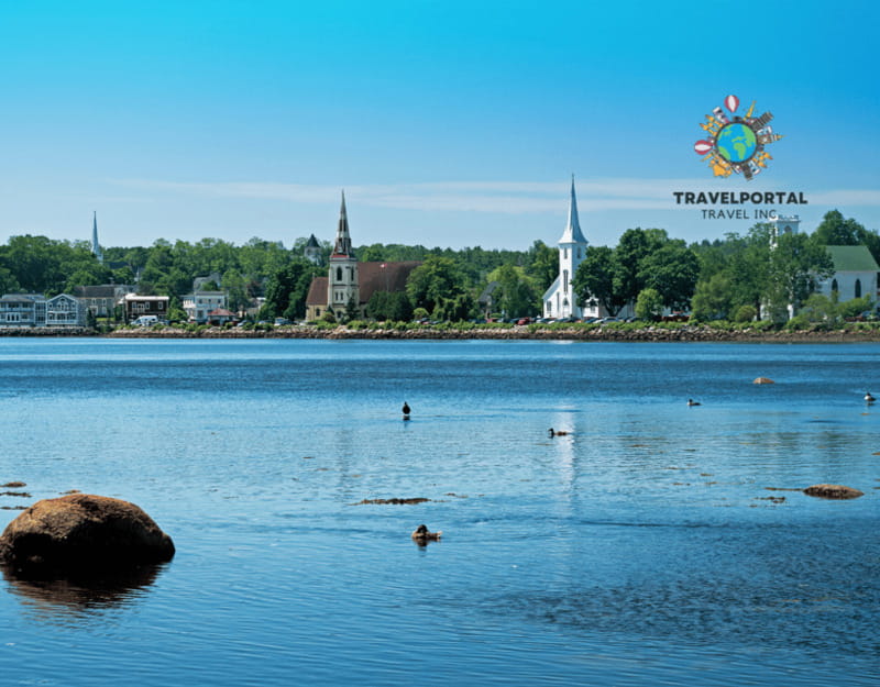 Halifax: Guided tour to Peggy's Cove, Lunenburg & … - Mahone Bay and the three churches