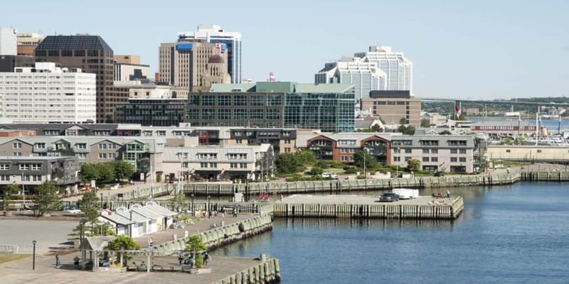 Halifax Harbourfront Food Walking Tour - Who should book this Halifax food walk?