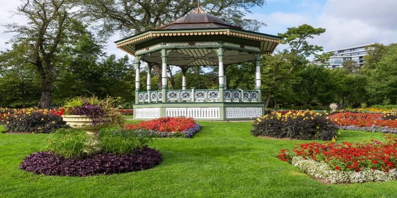 Halifax: Small Group Walking Tour with Citadel & Museum - Camp Hill Cemetery and Canada’s oldest urban park