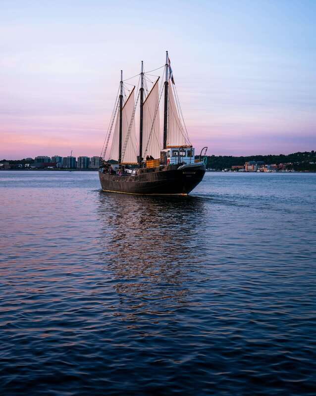 Halifax Sunset Cruise Aboard the Tall Ship Silva - The sunset is the main event