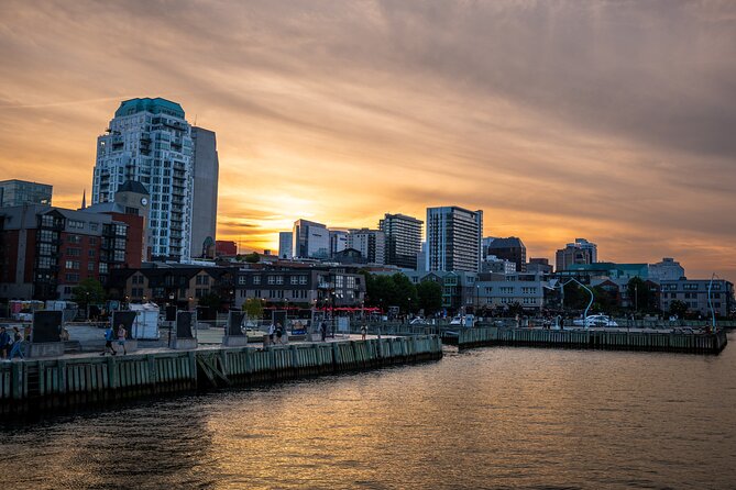 Halifax Sunset Cruise Ft. a Live Musician - Choosing a seat and getting the best sunset pictures